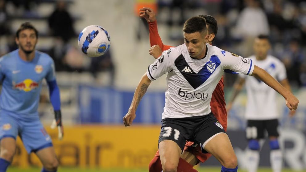 El padre de Valent�n G�mez reposte� un comentario en medio de los rumores con Boca: "En ese CLUBCITO..."