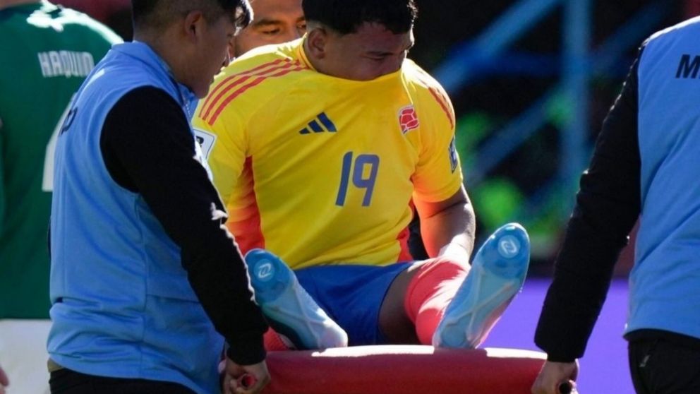 Malas noticias para Racing y Gustavo Costas: se CONFIRMÓ la lesión de Roger Martínez