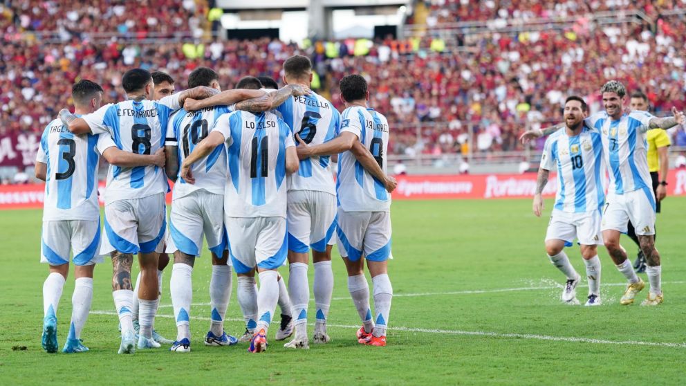 La Selección Argentina LLEGA al país: su PLAN de TRABAJO para el partido ante Bolivia por las Eliminatorias Sudamericanas