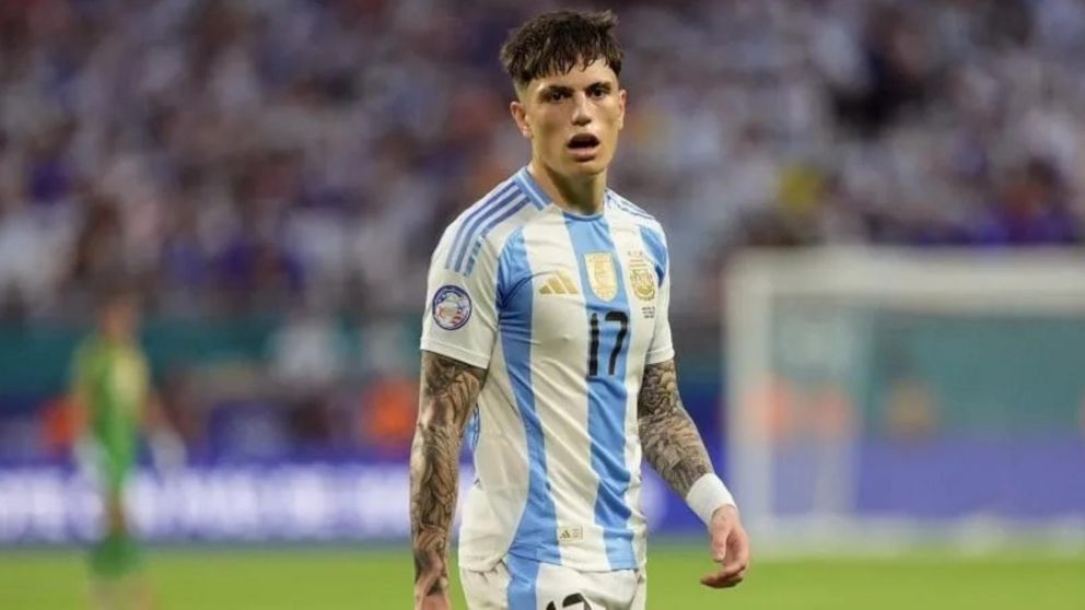 ALERTA en la Selección Argentina: Garnacho fue DESAFECTADO por lesión y Scaloni no lo puede creer