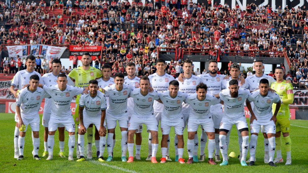 San Mart�n de Tucum�n es una M�QUINA: venci� a Patronato y jugar� la final por el Ascenso