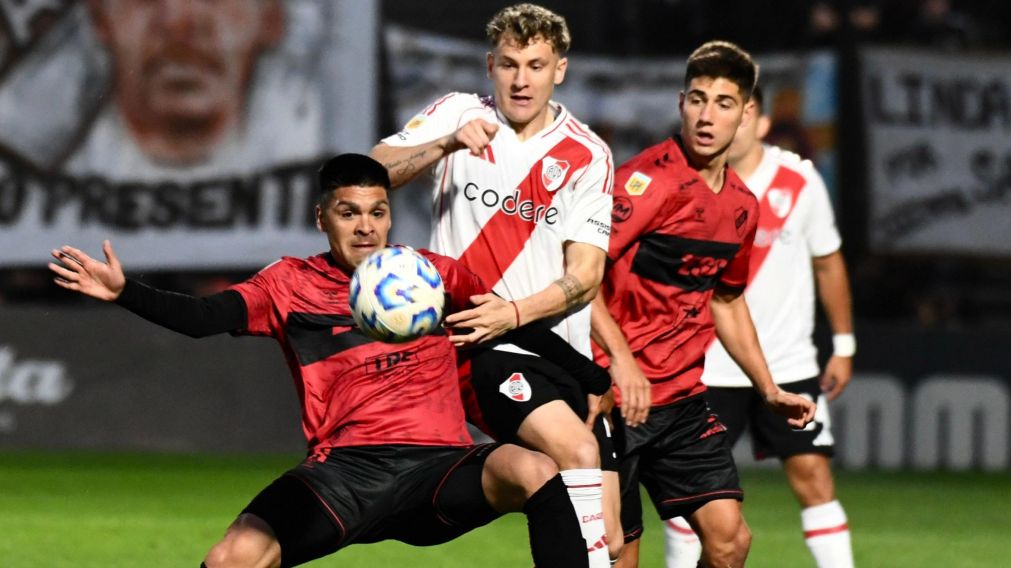 River no LEVANTA en la Liga Profesional: empató ante Platense con una actuación que dejó mucho que desear