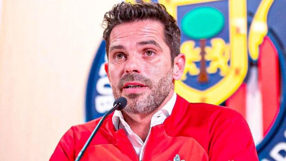 Fernando Gago a Boca: los hinchas de Chivas ESTALLARON de bronca por la posible salida de Pintita