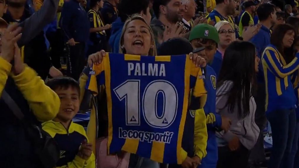 Los hinchas de Rosario Central le hicieron un EMOTIVO HOMENAJE a Omar Palma durante el partido ante Vélez