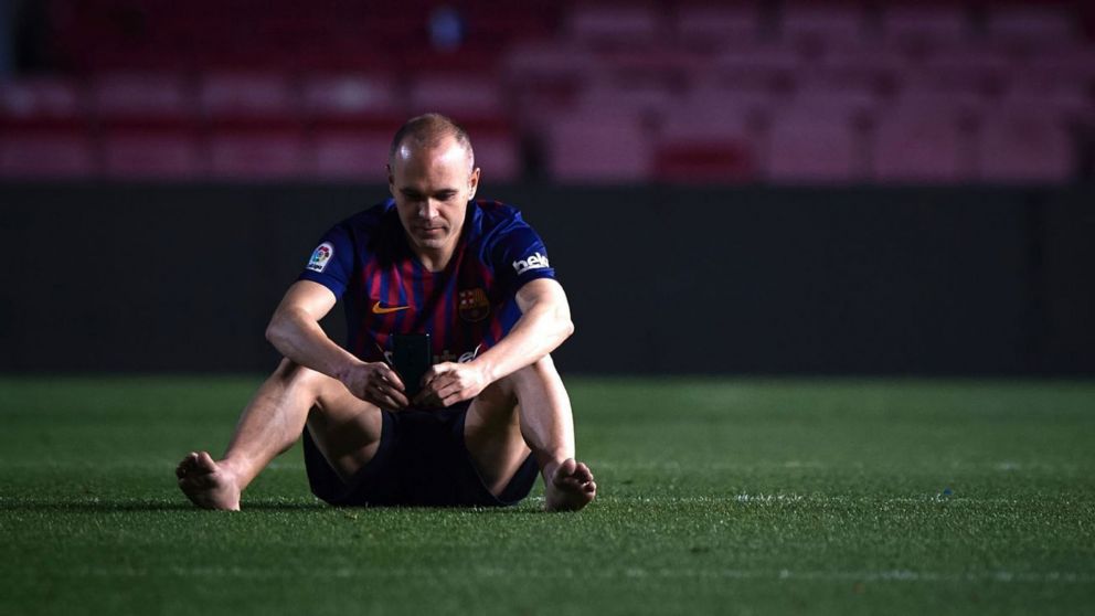 Llora Messi: Andrés Iniesta anunciará su retiro del fútbol