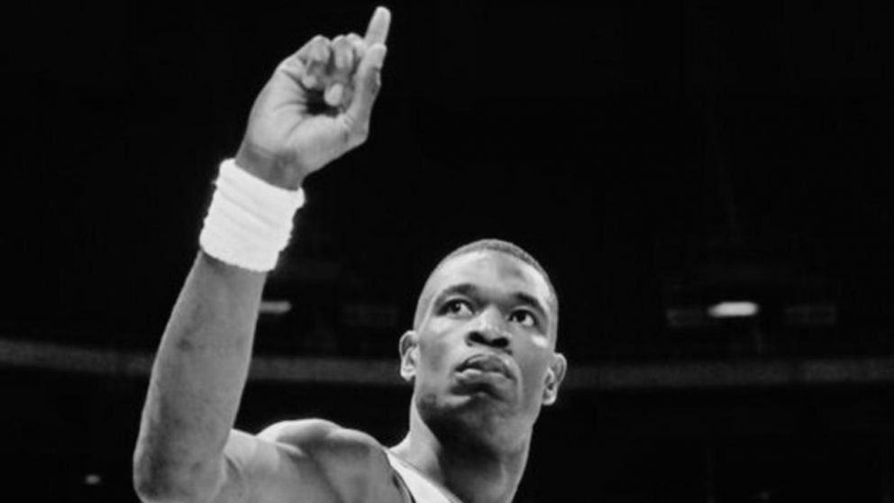 Dolor en la NBA: muri� Dikembe Mutombo, el Rey del Tap�n
