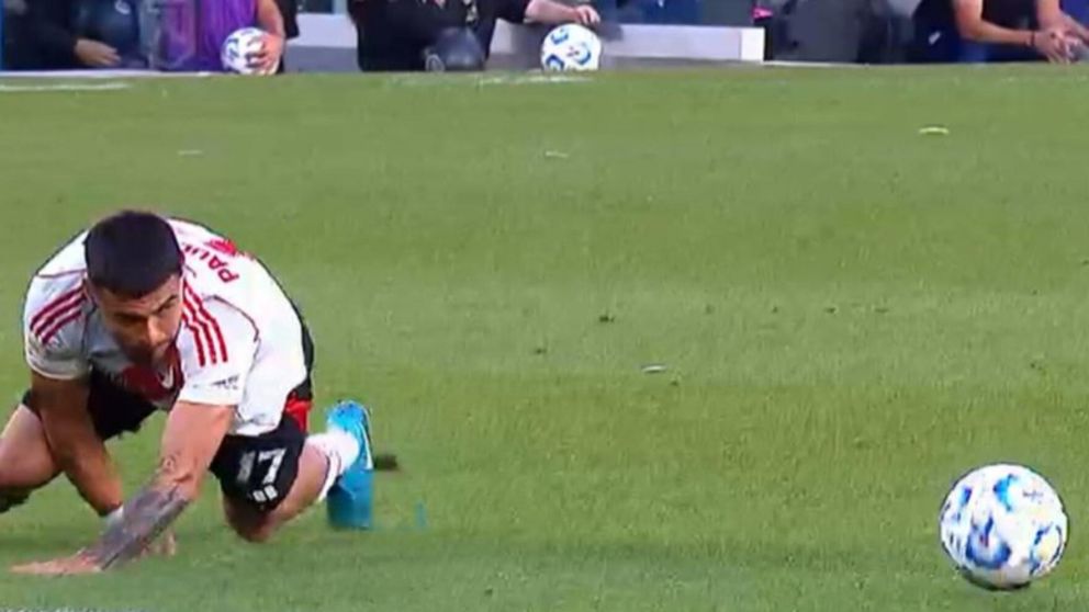 Paulo Díaz fue tendencia tras el BLOOPER en el gol de Talleres ante River: show de memes