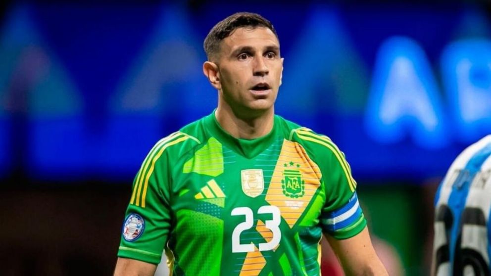 INS�LITO: FIFA sanciona al Dibu Mart�nez por "indisciplina" y se PIERDE la pr�xima doble fecha de Eliminatorias