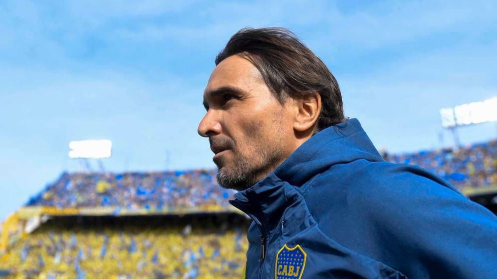 Boca hoy: Martínez perfila un once con MUCHOS CAMBIOS para visitar a Belgrano por la Liga Profesional