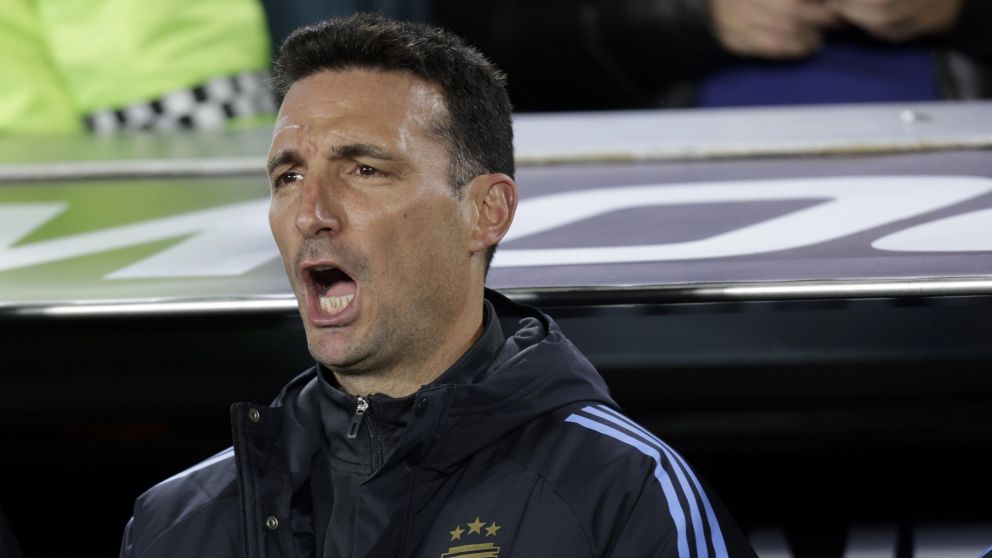 Scaloni revel� cu�l es la CLAVE del �XITO de la Selecci�n Argentina: "Tienen que competir, porque si no viene otro..."