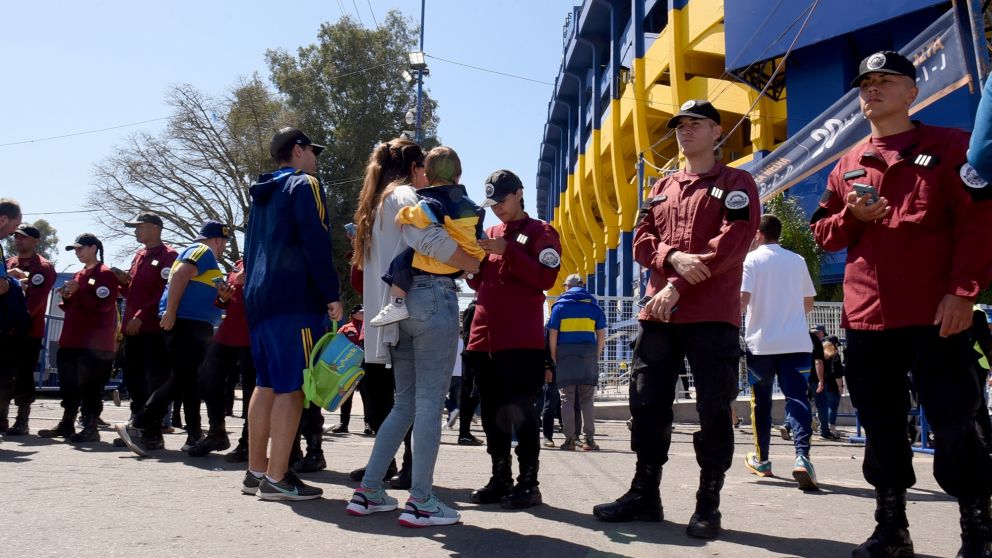 El operativo de seguridad del Supercl�sico entre Boca y River tendr� CONTROLES DE ALCOHOLEMIA