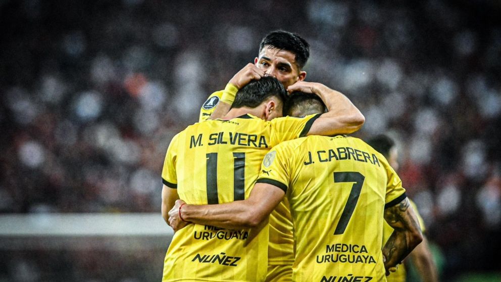 Copa Libertadores: Peñarol SACÓ CHAPA en Brasil y venció a Flamengo en el Maracaná