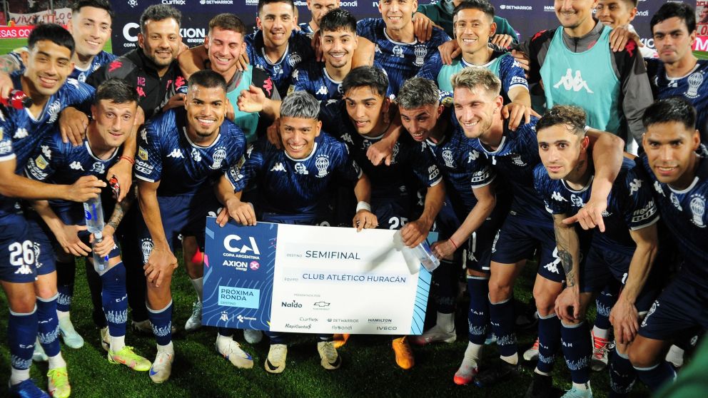 Huracán volvió a sonreir en la cancha de Independiente: venció a Talleres de Escalada y se instaló en la semifinal de la Copa Argentina