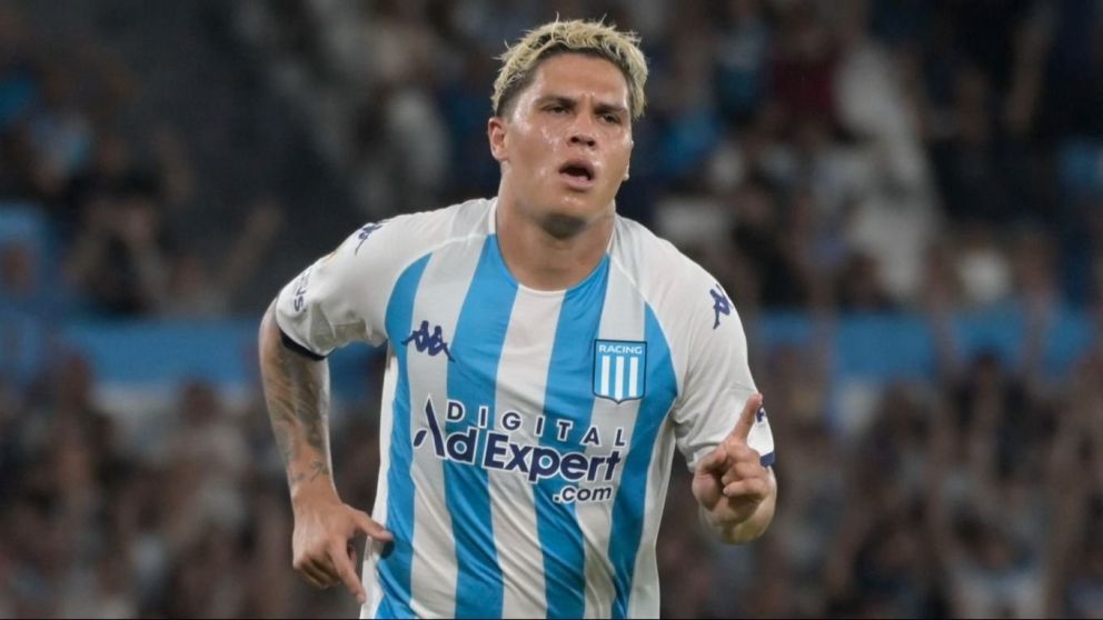 Racing hoy: con cambios en el once, Juanfer Quintero se perfila como TITULAR ante Athletico Paranaense