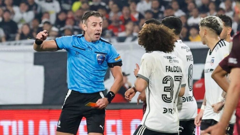 El presidente de Colo Colo EXPLOTÓ contra el arbitraje tras el empate con River: "Fue una vergüenza"