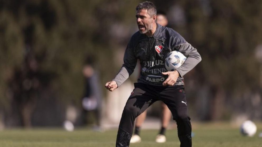 Independiente hoy: quiénes son los dos jugadores que recupera Vaccari para enfrentar a Argentinos