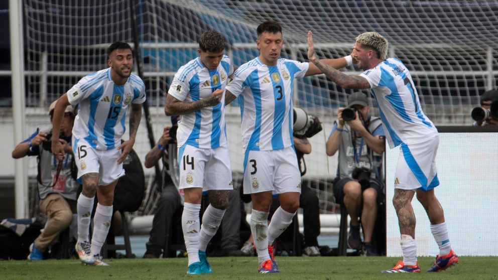 La transmisión de Argentina-Colombia tuvo un INSÓLITO ERROR técnico y las redes estallaron con un TREMENDO show de memes