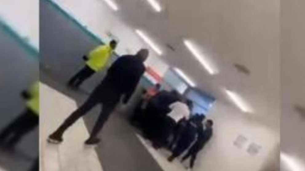 Video: así se dio el FUERTE CRUCE entre Andrés Fassi y Andrés Merlos tras la eliminación de Talleres ante Boca