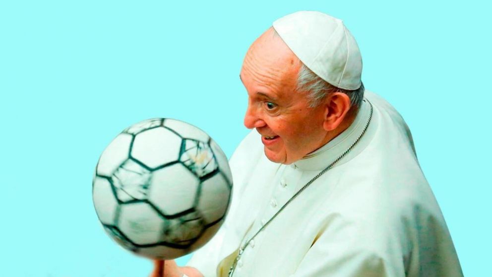 El Papa Francisco ELIGIÓ a los tres MEJORES futbolistas de la HISTORIA, dio los MOTIVOS y SORPRENDIÓ con su favorito
