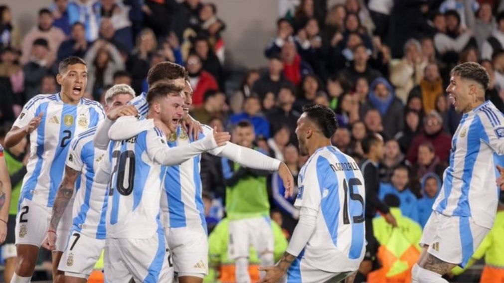 La Selección Argentina es NUESTRO LUJO: con dos GO LA ZOS y un impresionante zurdazo de Dybala, se sacó de encima a Chile