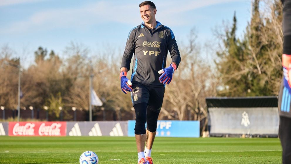 La Selección Argentina ENTRENÓ pensando en Chile: el probable once para jugar por Eliminatorias