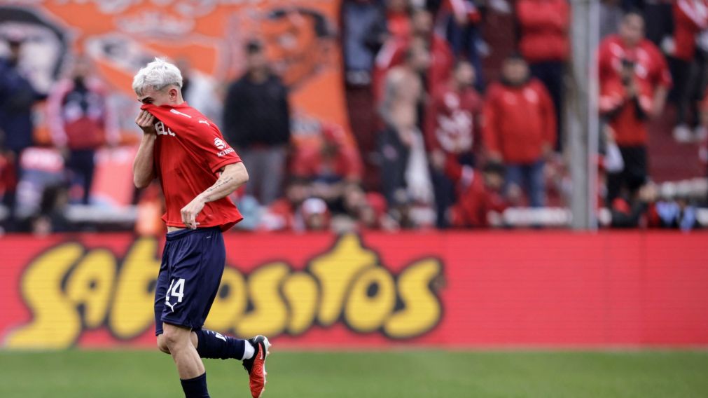 Independiente SUFRIÓ una NUEVA expulsión en la Liga Profesional: la TREMENDA ESTADÍSTICA que condena al Rojo tras el pisotón de Santi López ante River