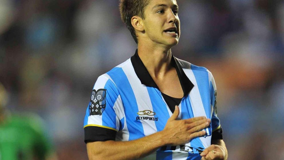Racing quiere la VUELTA de Luciano Vietto