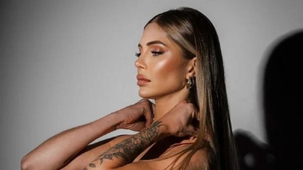 Romina Malaspina DESLUMBRÓ con su belleza en Cerdeña y te INVITA a que la conozcas con ella. ¿Te ANIMÁS?