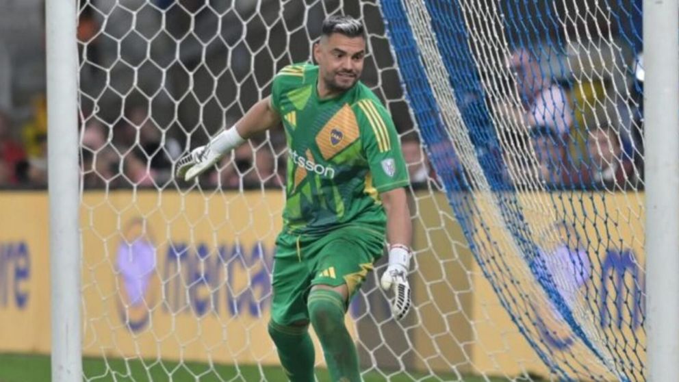 Chiquito Romero le APUNTÓ a Wilmar Roldán por el SEGUNDO gol a Boca: "Le dije que la pelota previa se había ido afuera"