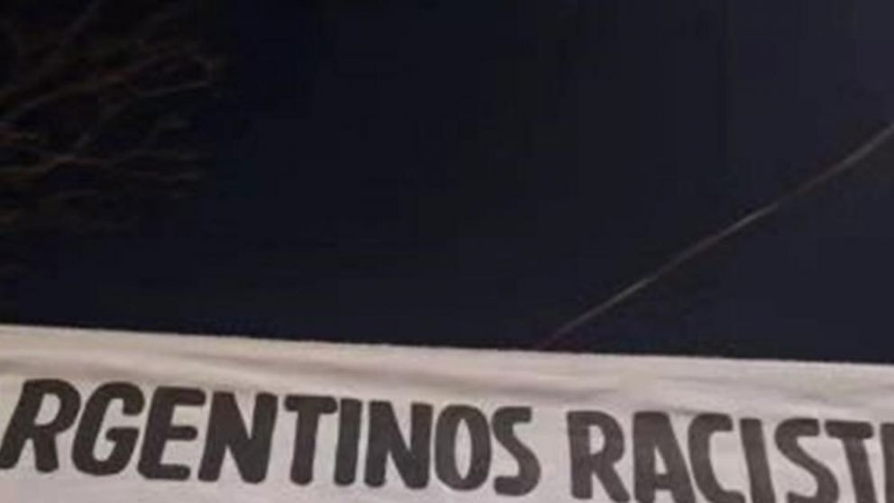 Los DESAFIANTES MENSAJES de Atlético Mineiro para los hinchas de San Lorenzo: “Argentinos racistas…”