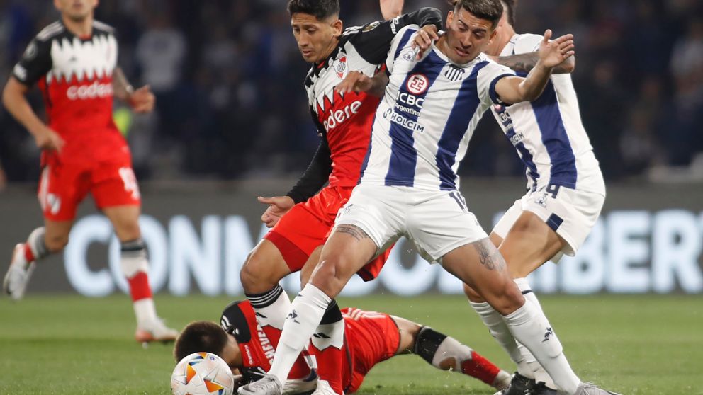 River y Talleres de Córdoba se cruzarán por la Supercopa Internacional: fecha y posible escenario