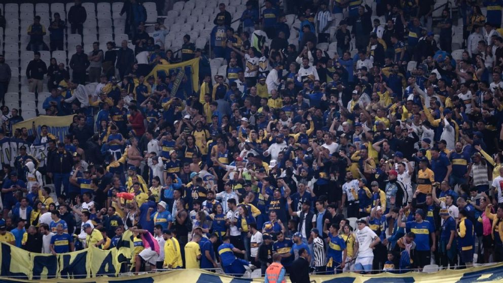 POLÉMICA: el FUERTE comunicado de Cruzeiro por los actos racistas de hinchas de Boca