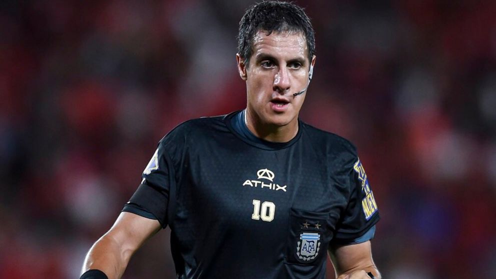 Liga Profesional: se CONFIRMARON los árbitros de la fecha 11 y Echavarría dirigirá el clásico entre Boca y San Lorenzo