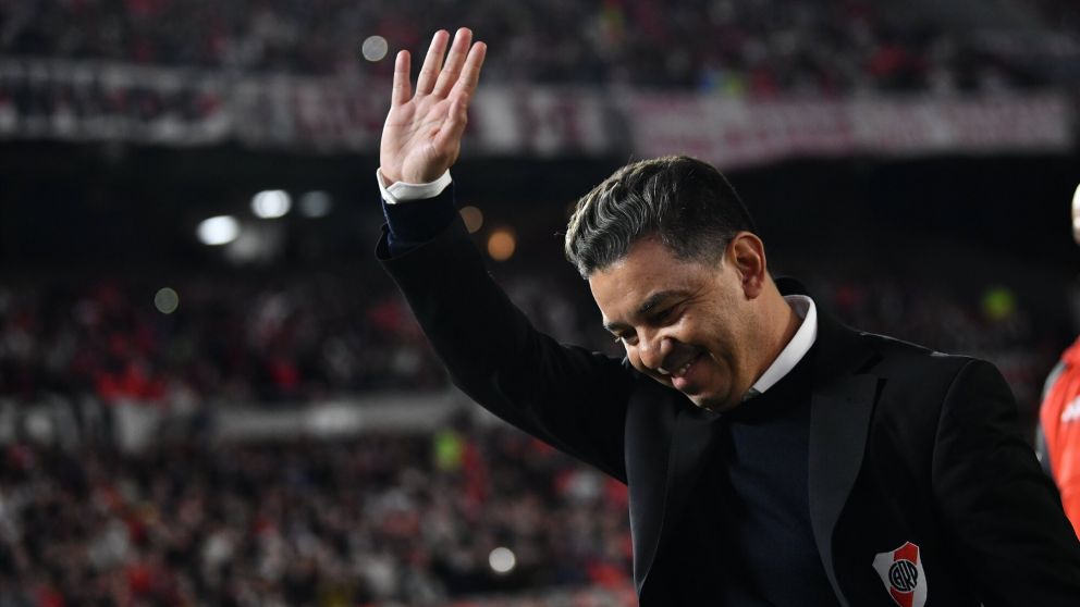 VIDEOS: el MONUMENTAL recibimiento de los hinchas de River a Marcelo Gallardo en su vuelta al club