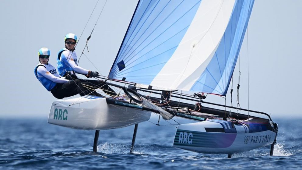 Juegos Olímpicos París 2024: qué medallas PODRÍA GANAR Argentina tras la plata en Vela