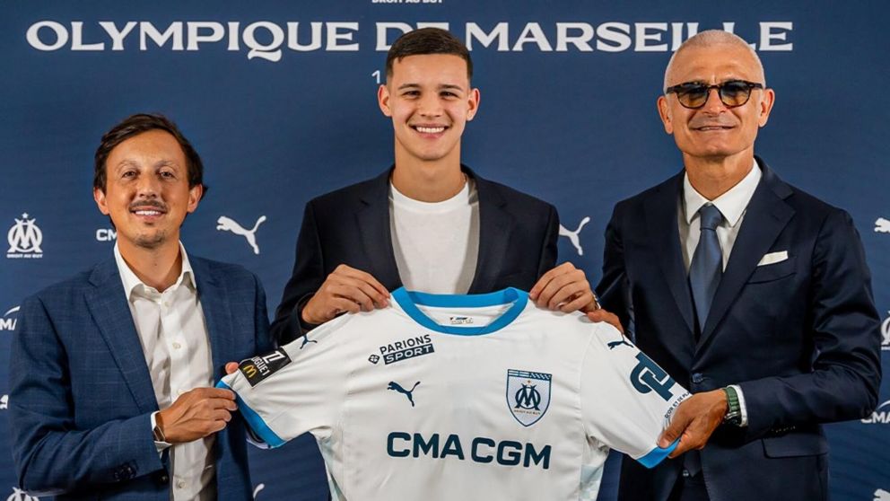 Valent�n Carboni fue PRESENTADO en Olympique de Marsella