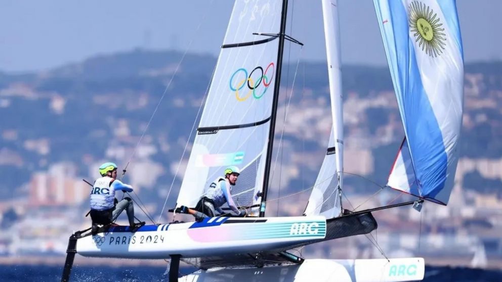 La esperanza de medalla de Argentina en los Juegos Olímpicos París 2024 se trasladó a la vela: Mateo Majdalani y Eugenia Bosco en puestos de podio