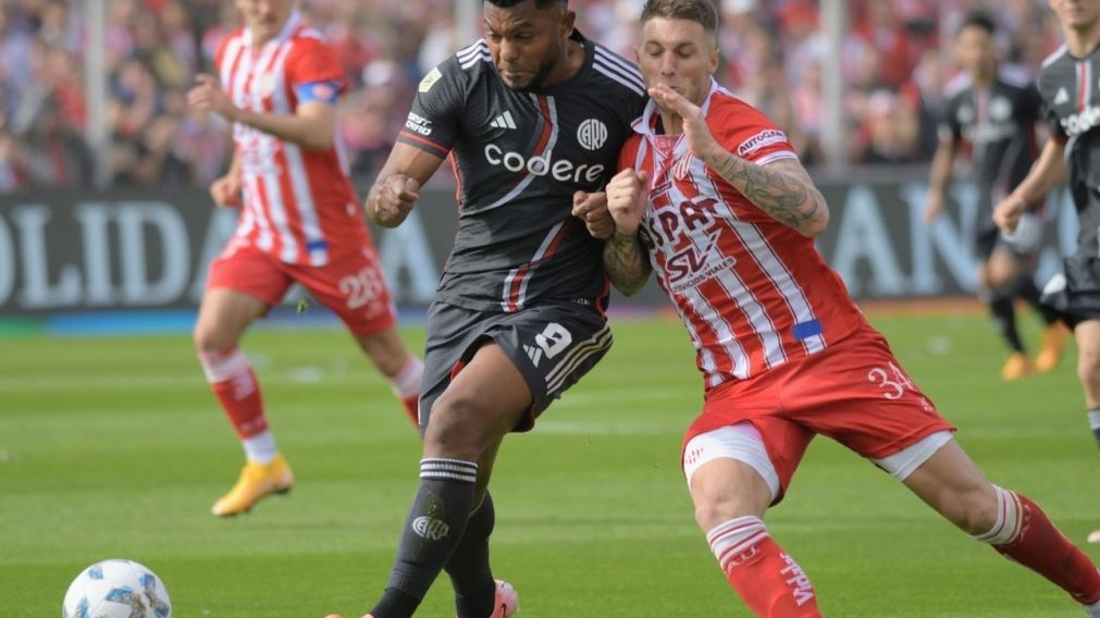SIN GOLES: River no pudo aprovechar sus chances y EMPATÓ 0 a 0 con Unión por la Liga Profesional 2024
