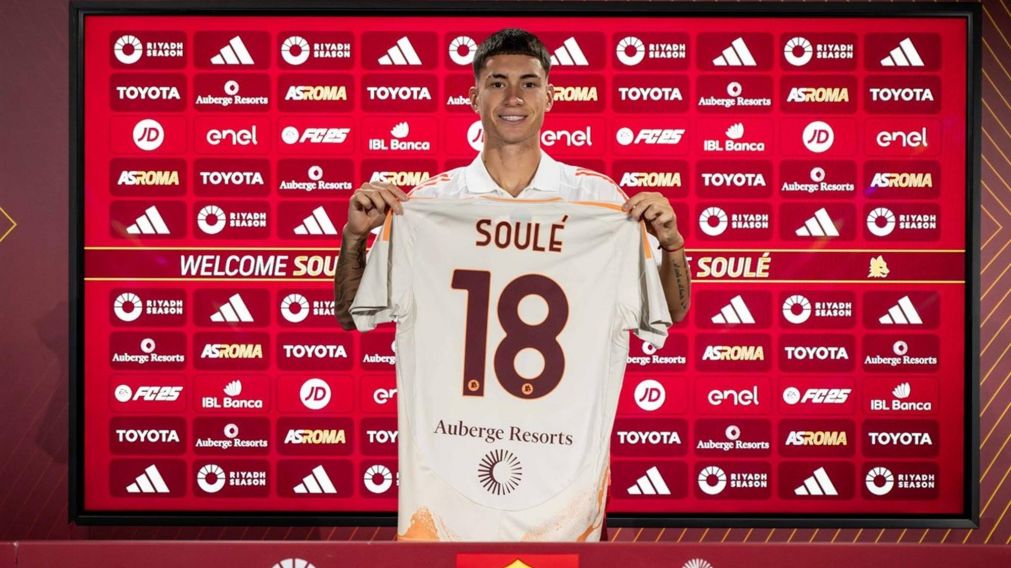Matías Soulé fue PRESENTADO en Roma: del abrazo con Dybala a la primera práctica