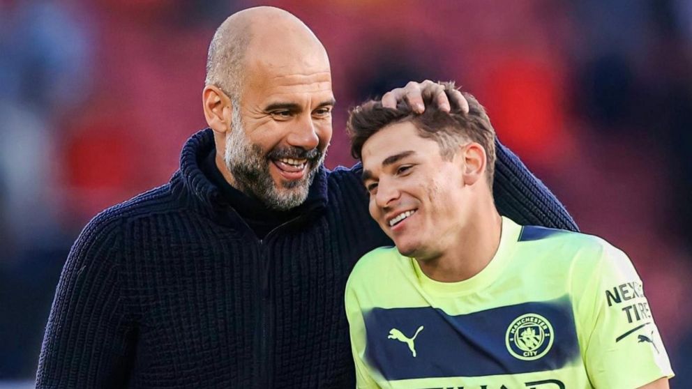 Pep Guardiola se HARTÓ y le contestó a Julián Álvarez sobre su futuro en el Manchester City