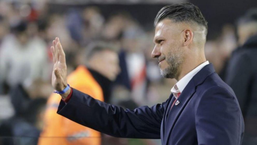 Video: los hinchas de River despidieron con APLAUSOS a Demichelis en su último partido