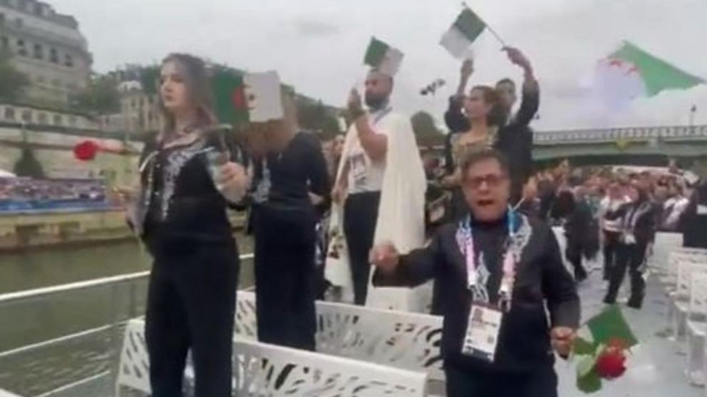 VIDEO: la delegación de Argelia protagonizó un emotivo homenaje en la inauguración de los Juegos Olímpicos