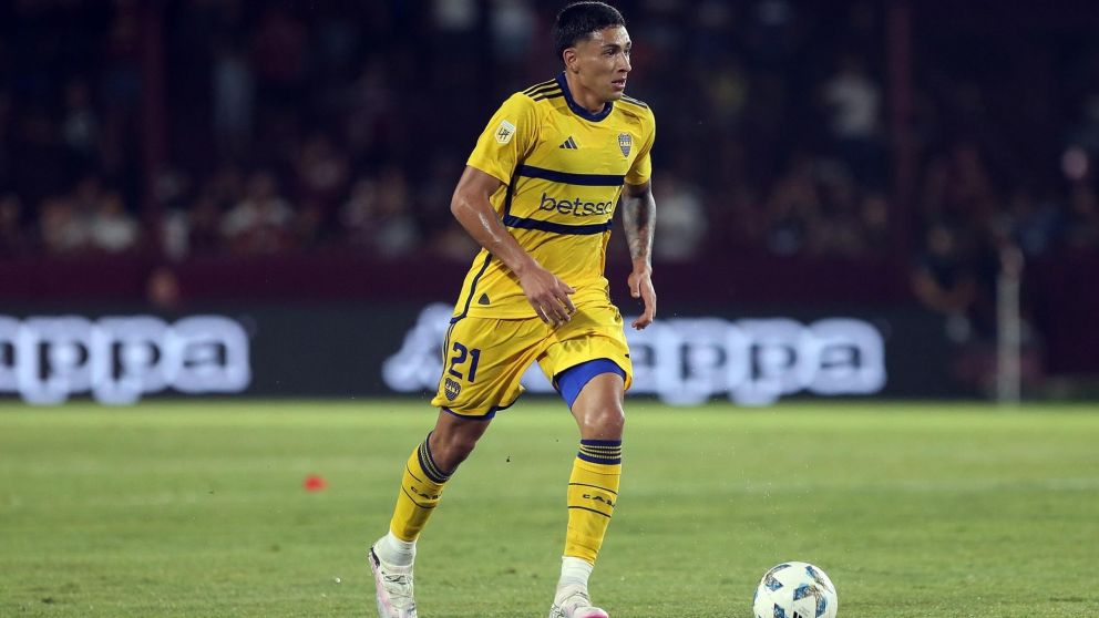 Al Qadsiah VUELVE A LA CARGA por Equi Fernández: mejora de oferta y la respuesta de Boca