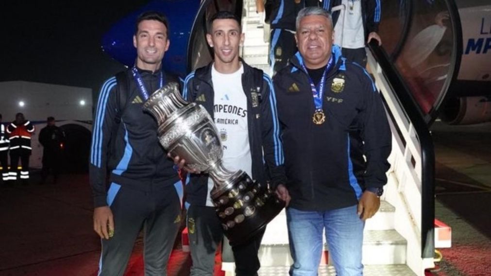 La Selección Argentina, bicampeona de América, ya está en nuestro país: el color y la emoción