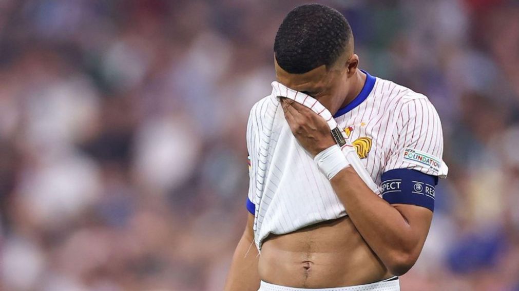 En Francia DESTROZARON a Kylian Mbappé tras su FRACASO en la Eurocopa 2024: las DURAS críticas