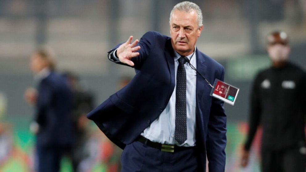 BOMBAZO: la selección que busca a Gustavo Alfaro para que sea su nuevo DT