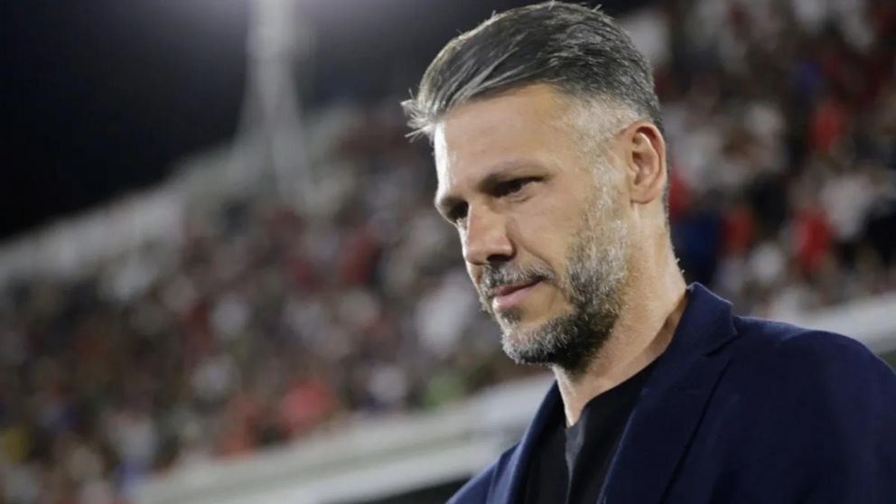 Demichelis fue SILBADO por los hinchas de River en el Estadio Monumental