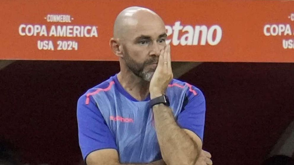 Sánchez Bas RENUNCIÓ como DT de Ecuador tras la derrota con la Selección Argentina