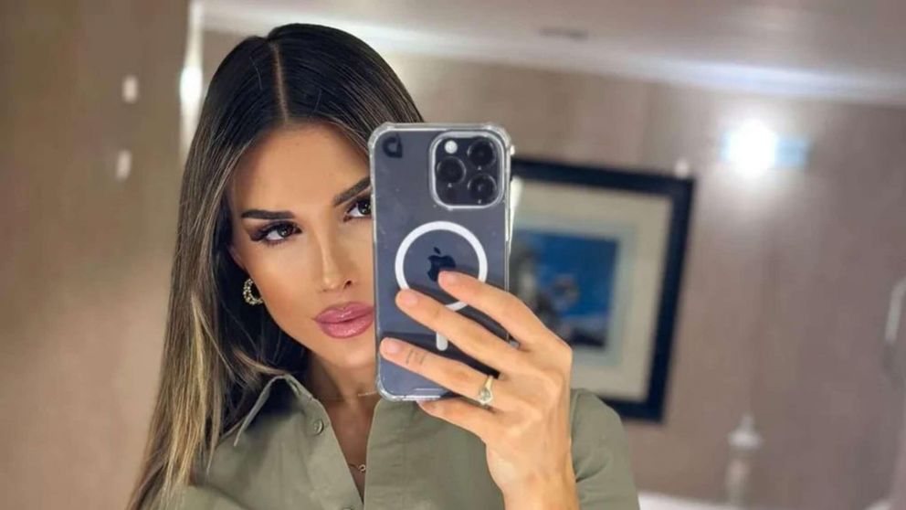 Agustina Gandolfo DESLUMBRÓ con su belleza por las calles de New York