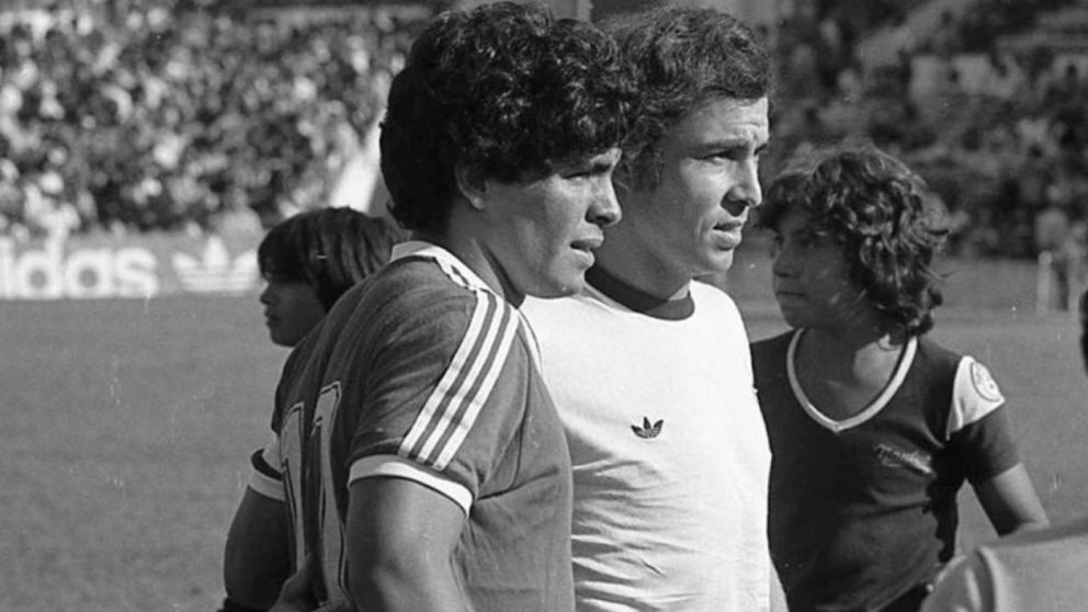 Guillermo Coppola confesó que Diego Maradona era de Independiente y en Boca estallaron de bronca